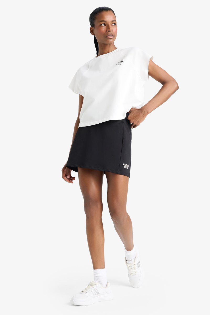 DeFacto Black Woman DeFactoFit NBA Chicago Bulls Mini Skirt with Leggings Inside Casual - Image 3